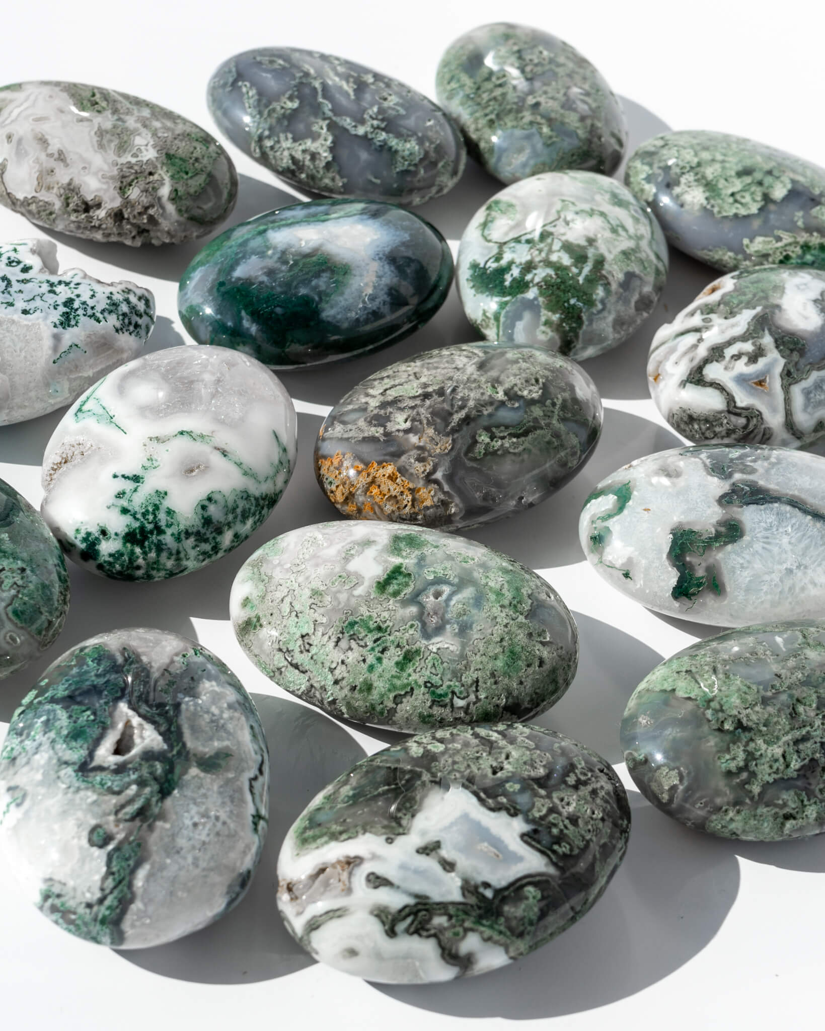 Moss agate Palm Stone Healing Crystal