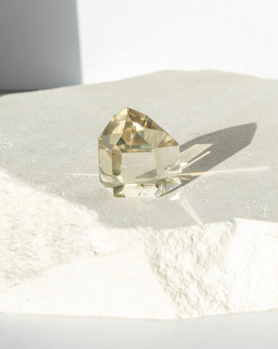 Citrine Tower - 29Z