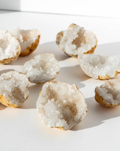 Quartz Geode Healing Crystal