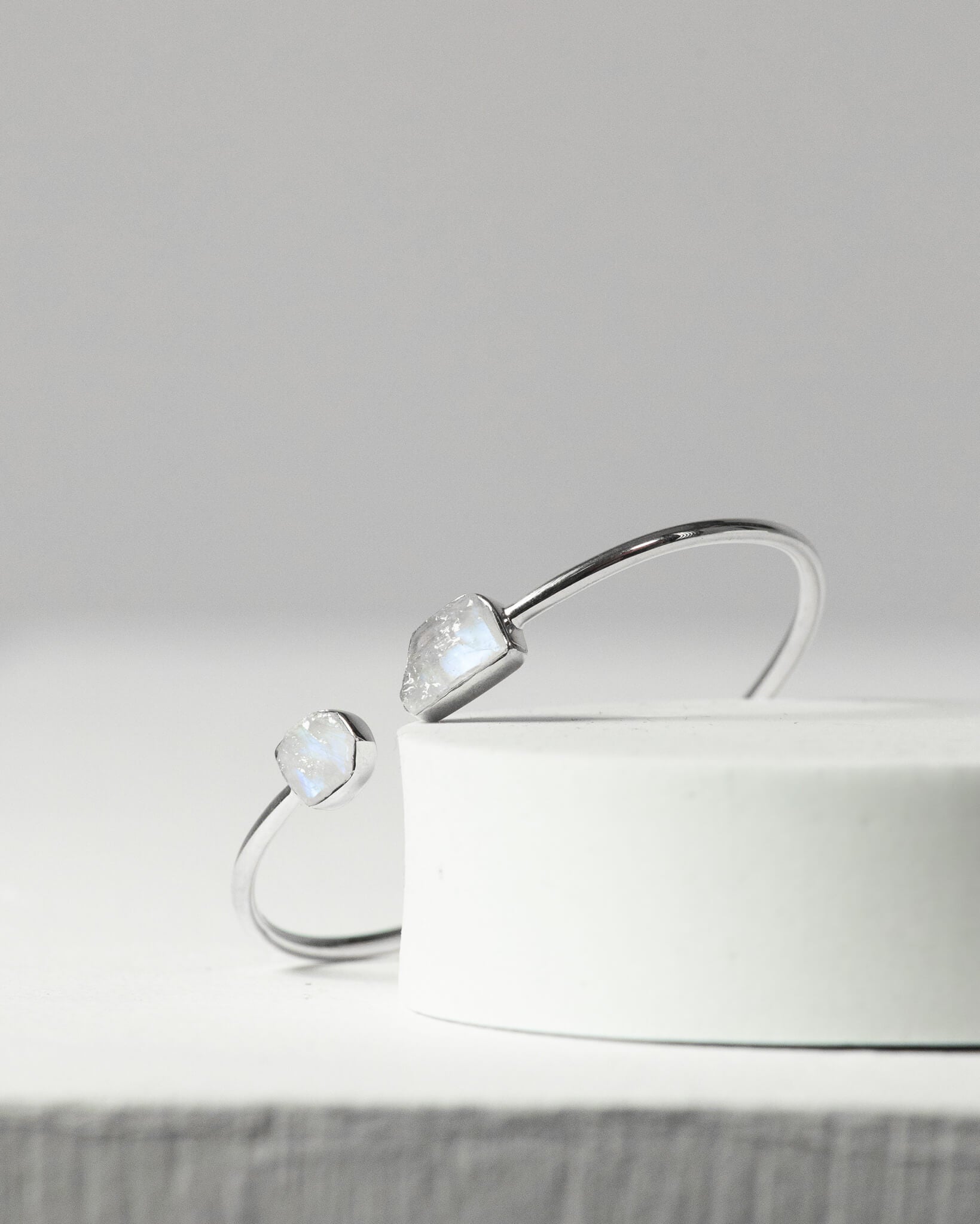 Rainbow Moonstone Raw Bangle 925 Sterling Silver Bracelet Healing Crystal