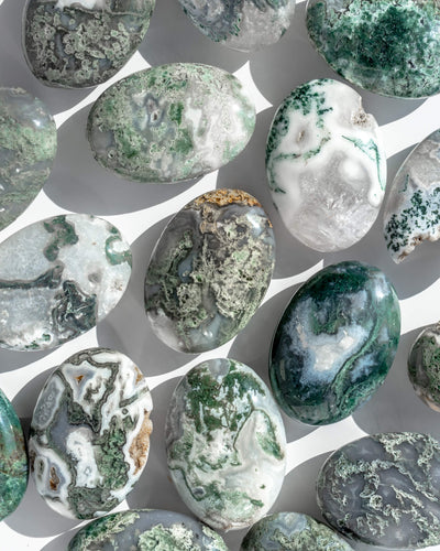 Moss agate Palm Stone Healing Crystal