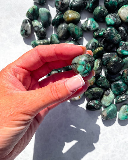 Emerald Tumble Stone Healing Crystal