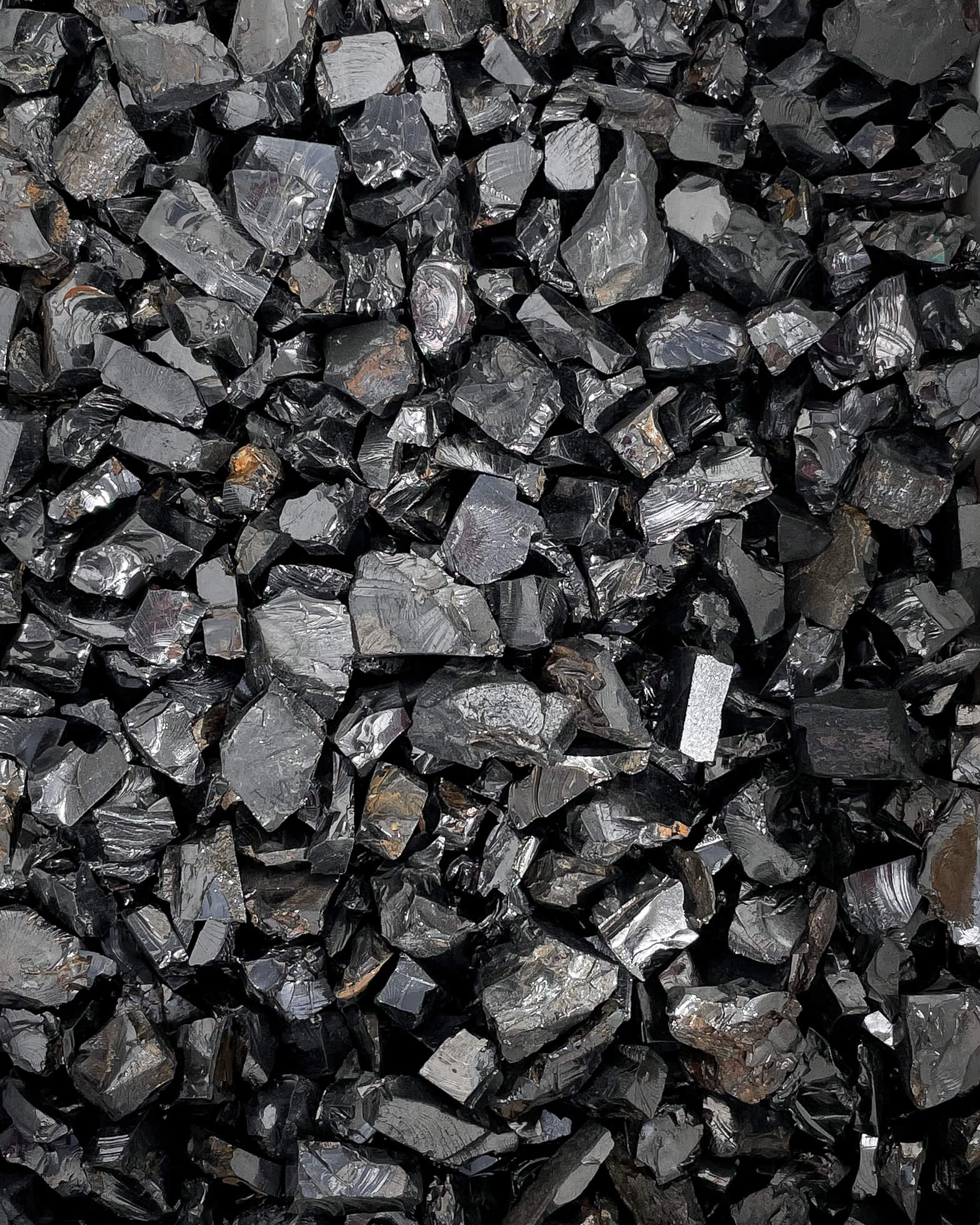 Shungite Healing properties: The Ultimate Crystal Guide